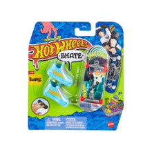 Load image into Gallery viewer, Mattel Hot Wheels Skateboard and Shoe