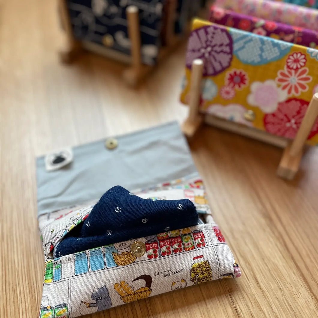 Hanky Clutch Set