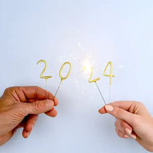 Load image into Gallery viewer, Mini 4&quot; Gold &quot;2025&quot; Sparklers Card - Top Hat Party