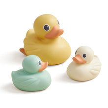 Load image into Gallery viewer, Itzy Ducky Family™ - Bath + Water Table Toys