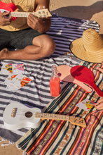 Load image into Gallery viewer, Loog Ukulele