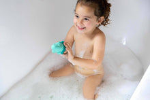 Load image into Gallery viewer, Squeezi Bathtime Whale