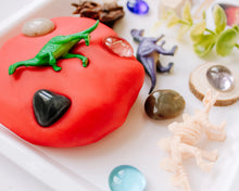 Load image into Gallery viewer, Dinos Play Dough Sensory Kit