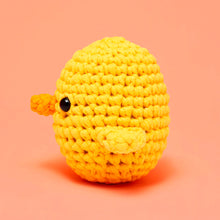 Load image into Gallery viewer, Kiki the Chick Beginner Crochet Kit