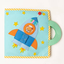 Load image into Gallery viewer, Felt Space adventure  Sencory Book- 2 pages