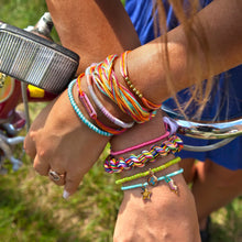 Load image into Gallery viewer, Loopdedoo Spining Bracelet Loom Deluxe Kit