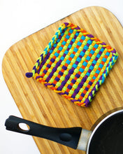 Load image into Gallery viewer, Potholder Looms