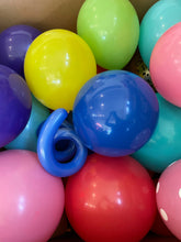 Load image into Gallery viewer, Giant Box of Airfilled Balloons