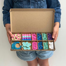 Load image into Gallery viewer, Seaside &amp; Shells - Bracelet Making Kit