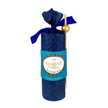 Load image into Gallery viewer, Beeswax Treasure Candle 4&quot;